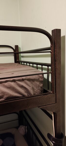 Pat supraetajat din fier forjat